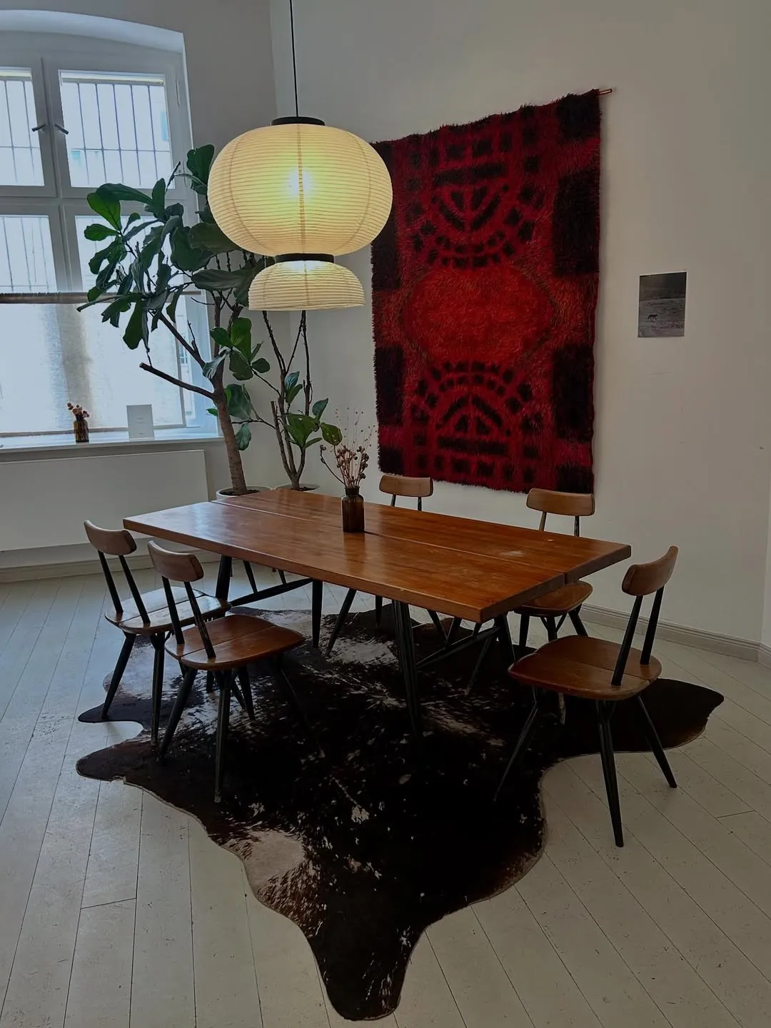 The long table under the rya in Berlin